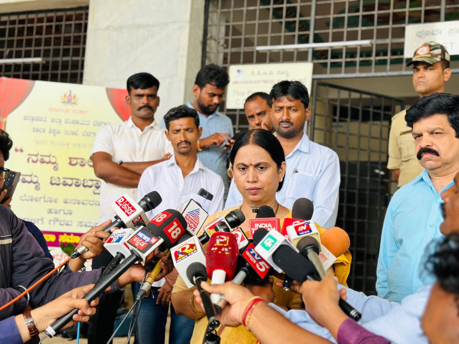 ಮಹಿಳೆಯರನ್ನು ಅವಮಾನಿಸುವುದೇ ಬಿಜೆಪಿಗರಿಗೆ ಕೆಟ್ಟ ಚಾಳಿಯಾಗಿದೆ ಸಚಿವೆ ಲಕ್ಷ್ಮೀ ಹೆಬ್ಬಾಳ್ಕರ್ ವಾಗ್ದಾಳಿ