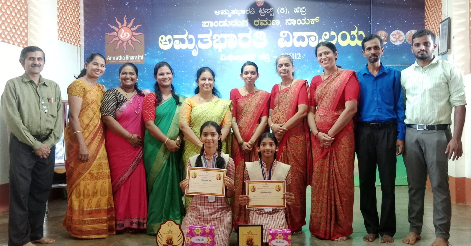 ಕೆಂಪೇಗೌಡ ಜಯಂತಿ ಅಂಗವಾಗಿ ಭಾಷಣ ಸ್ಪರ್ಧೆ: ಅಮೃತ ಭಾರತಿ ವಿದ್ಯಾಲಯಕ್ಕೆ ಬಹುಮಾನ