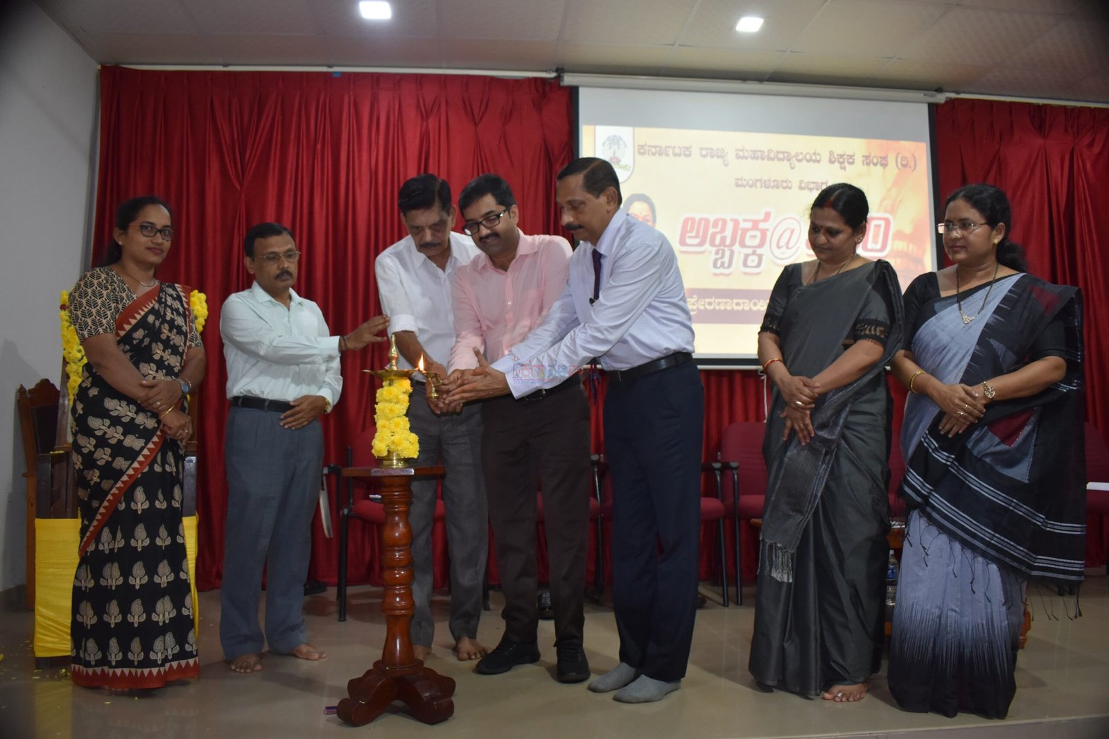 ಕಾರ್ಕಳ ಭುವನೇಂದ್ರ ಕಾಲೇಜಿನಲ್ಲಿ “ರಾಣಿ ಅಬ್ಬಕ್ಕ” ಪ್ರೇರಣಾದಾಯಿ ಉಪನ್ಯಾಸಗಳ ಸರಣಿ ಕಾರ್ಯಕ್ರಮ