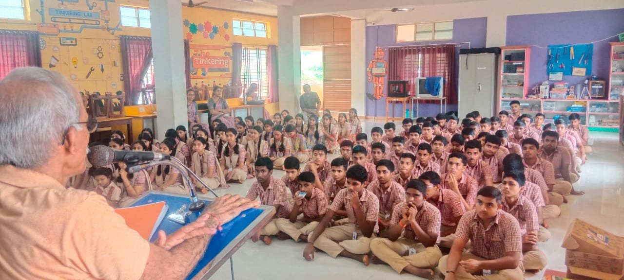 ಹೆಬ್ರಿ ಅಮೃತಭಾರತಿ ಪ್ರೌಢಶಾಲೆಯಲ್ಲಿ  ವಿದ್ಯಾರ್ಥಿಗಳಿಗೆ ಪುನಶ್ಚೇತನ ಕಾರ್ಯಾಗಾರ