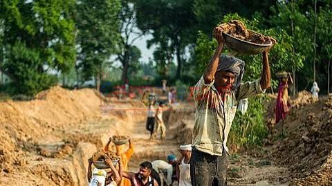 ಕರ್ನಾಟಕ ನರೇಗಾದಲ್ಲಿ ಭಾರಿ ಅಕ್ರಮ: ವಿಧಾನಸಭೆಯಲ್ಲಿ ಮಂಡನೆಯಾದ ಸಿಎಜಿ ವರದಿಯಲ್ಲಿ ಬಹಿರಂಗ