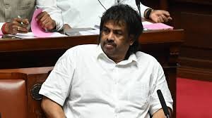 1 ನೇ ತರಗತಿ ದಾಖಲಾತಿ ವಯೋಮಿತಿಯಲ್ಲಿ 60 ದಿನಗಳ ಸಡಿಲಿಕೆ : ಸಚಿವ ಮಧು ಬಂಗಾರಪ್ಪ ಘೋಷಣೆ