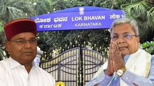 ರಾಜಭವನಕ್ಕೆ ತೆರಳಿ ರಾಜ್ಯಪಾಲರ ಕಾರ್ಯದರ್ಶಿಗೆ ಸಿಎಂ ಸ್ಥಾನಕ್ಕೆ ರಾಜೀನಾಮೆ ಪತ್ರ ಸಲ್ಲಿಸಿದ ಸಿದ್ದರಾಮಯ್ಯ