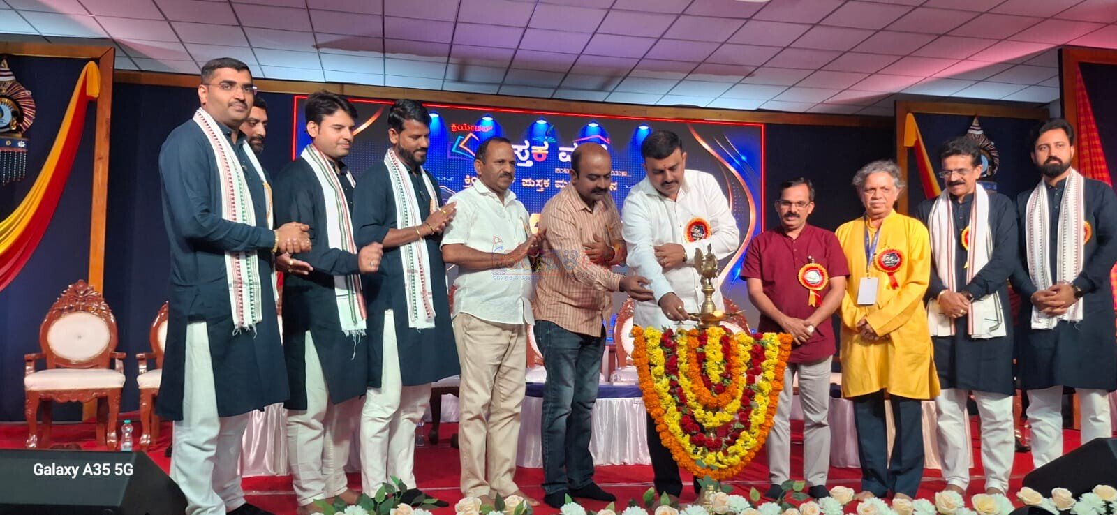 ಕಾರ್ಕಳದ ಕ್ರಿಯೇಟಿವ್ ಕಾಲೇಜಿನಲ್ಲಿ ಪುಸ್ತಕ ಧಾರೆ-2026- 25 ಹೊಸ ಕೃತಿಗಳ ಬಡುಗಡೆ ಸಮಾರಂಭ: ಚಾಟ್ ಜಿಪಿಟಿ, ಗೂಗಲ್ ಮಾಹಿತಿ, ಸಾರಾಂಶ ಕೊಡಬಹುದು ಆದರೆ ಬಾಂಧವ್ಯವನ್ನು ಪುಸ್ತಕಗಳಿಂದ ಮಾತ್ರ ಪಡೆಯಲು ಸಾಧ್ಯ: ಶಾಸಕ ಸುನಿಲ್ ಕುಮಾರ್